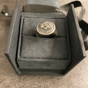 David Yurman PETRVS LION SIGNET PINKY RING|Size 10